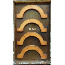 N421