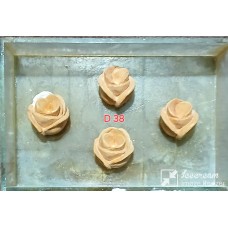 D38