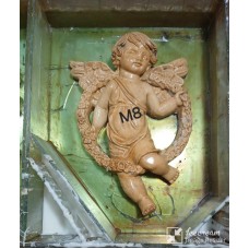 M8