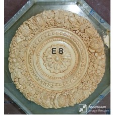 E8